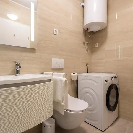 Tony Διαμέρισμα